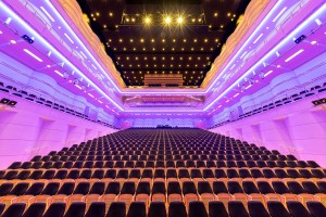 Salut Salon auf Tour mit Sennheiser Spectera