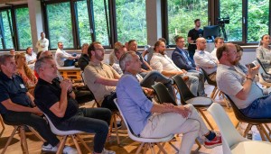 Business Club B.connect startet mit erfolgreichem Kick-off in Köln