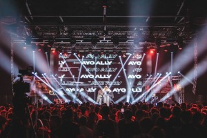 Robe illuminates “Nuova Scena” launch party