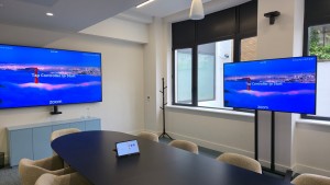 Ashton Bentley delivers seamless BYOD meeting experience at Halkin Mainframe, London