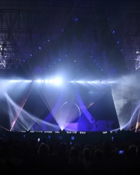 Denso shapes stage for Annalisa tour with Chauvet’s PXL Curve 12