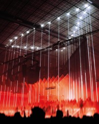 Nick Jevons and Ross Chapple create imagery for I Hate Models with Chauvet