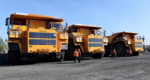 Tyri stattet Belaz-Muldenkipper mit Intellilight aus