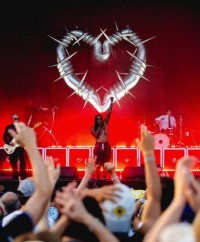 Nico Riot chooses Chauvet for Skip The Use festival tour