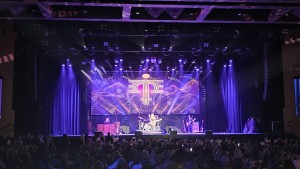 Susan Rose reflects spirit of Melissa Etheridge’s “Rise” with Chauvet