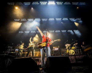 Robe Svopatts chosen for current Bleachers tour