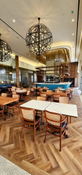 Exacting Diseno equips French brasserie in Dubai with Martin Audio CDD