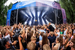 Robe GigaPointes illuminate Ollesummer